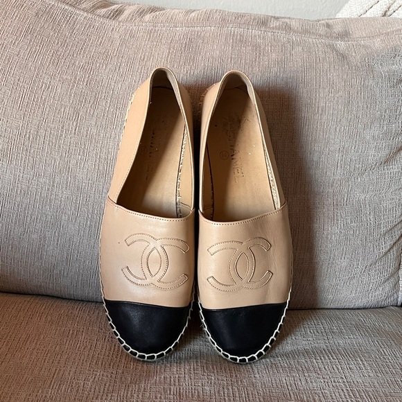 Shoes - Beige and Black Espadrilles